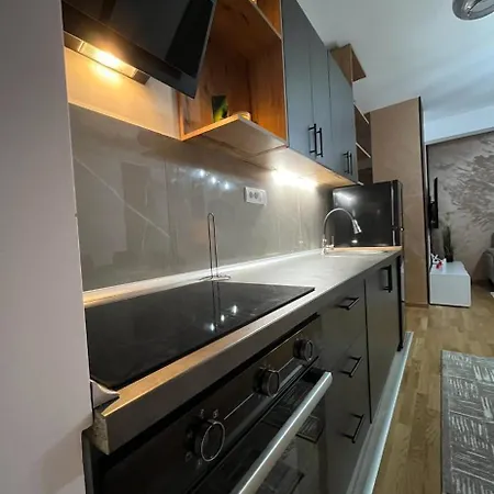Pedo Apartment