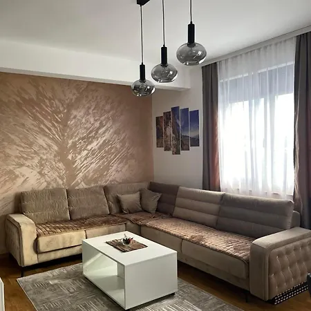 Apartment Pedo *